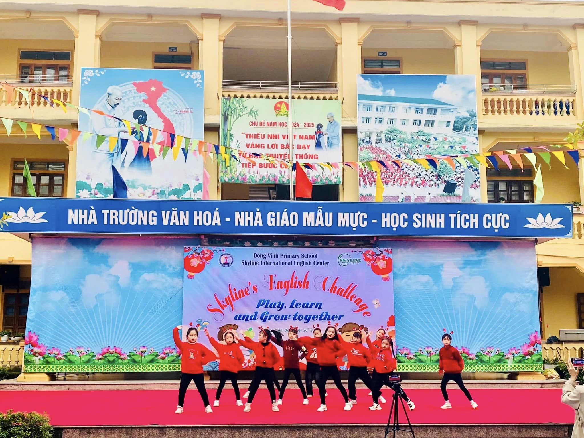 CÂU LẠC BỘ TIẾNG ANH TRƯỜNG TIỂU HỌC ĐÔNG VĨNH