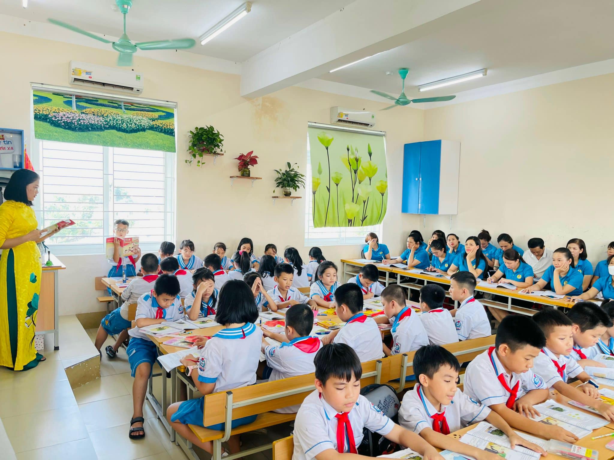 TRƯỜNG TIỂU HỌC ĐÔNG VĨNH TỔ CHỨC CHUYÊN ĐỀ CẤP TRƯỜNG THÁNG 10